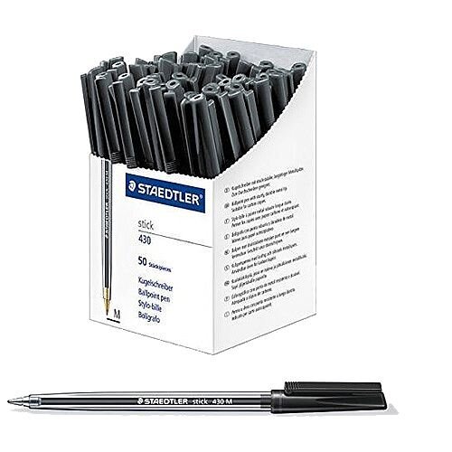 STAEDTLER Stick 430 Kugelschreiber – 50 Stück, Schwarz, Mittlere Strichbreite, Mit Kappe & Clip, Flugzeugsicher