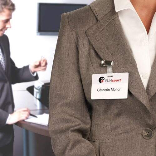avery l4789 10 fold clip name badge white 60x90mm 30 formal name tags