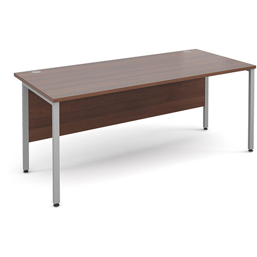 Maestro 25 SL straight desk 1800mm x 800mm - silver H-Frame, walnut top Maestro 25 SL straight desk 1800mm x 800mm - silver H-Frame, walnut top
