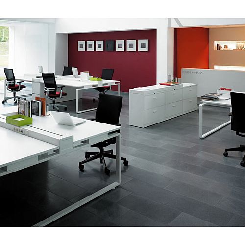 Famo Modern Design Office Furniture Showroom in London Hunt Office UK