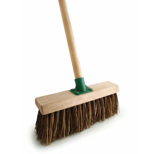 Heavy Duty Yard Brush 36in Hunt Office UK