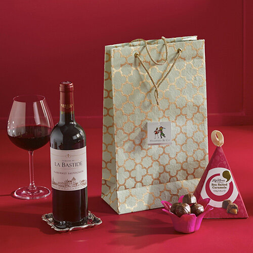 Red Wine & Chocolates Gift Bag Hunt Office UK